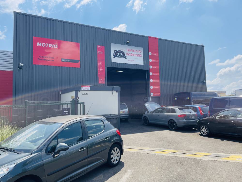 centre auto des bruyères pusignan-min